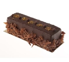 Kaliteli Çikolata İçeren 4-6 Kişilik Baton Yaş Pasta